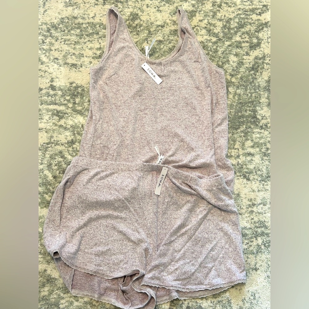 Soma brand new pajama set. Very soft. Never worn.